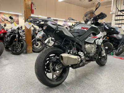 2016 BMW S1000XR PREMIUM