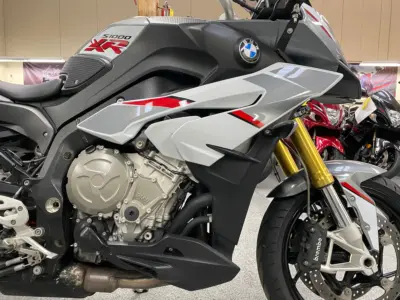 2016 BMW S1000XR PREMIUM