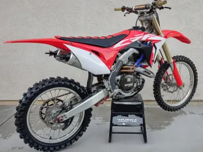 2018 HONDA CRF450R  fuel injected electric start