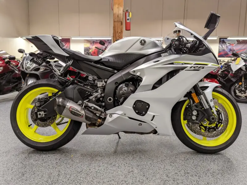 2017 Yamaha R6