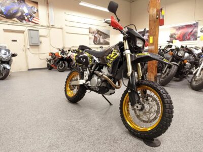 2016 Suzuki DRZ400SM