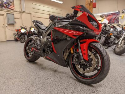 2011 Yamaha R1 Crossplane