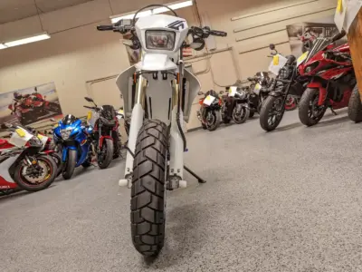 2017 Suzuki DRZ400SM