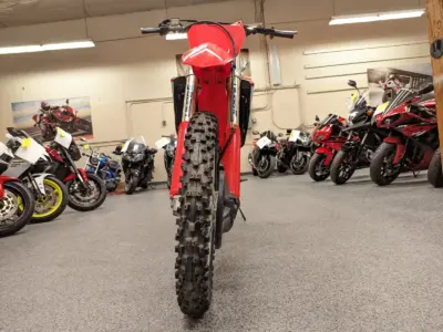 2018 HONDA CRF450R  fuel injected electric start