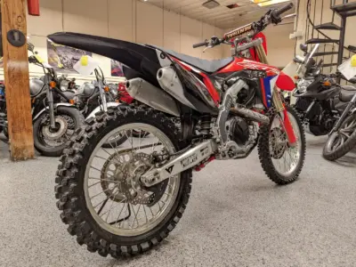 2018 HONDA CRF450R  fuel injected electric start