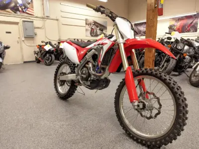 2018 HONDA CRF450R  fuel injected electric start