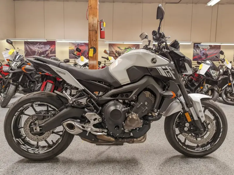 2017 Yamaha FZ09 FZ-09 ABS