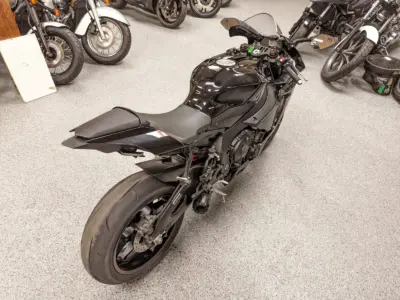2018 Yamaha R1