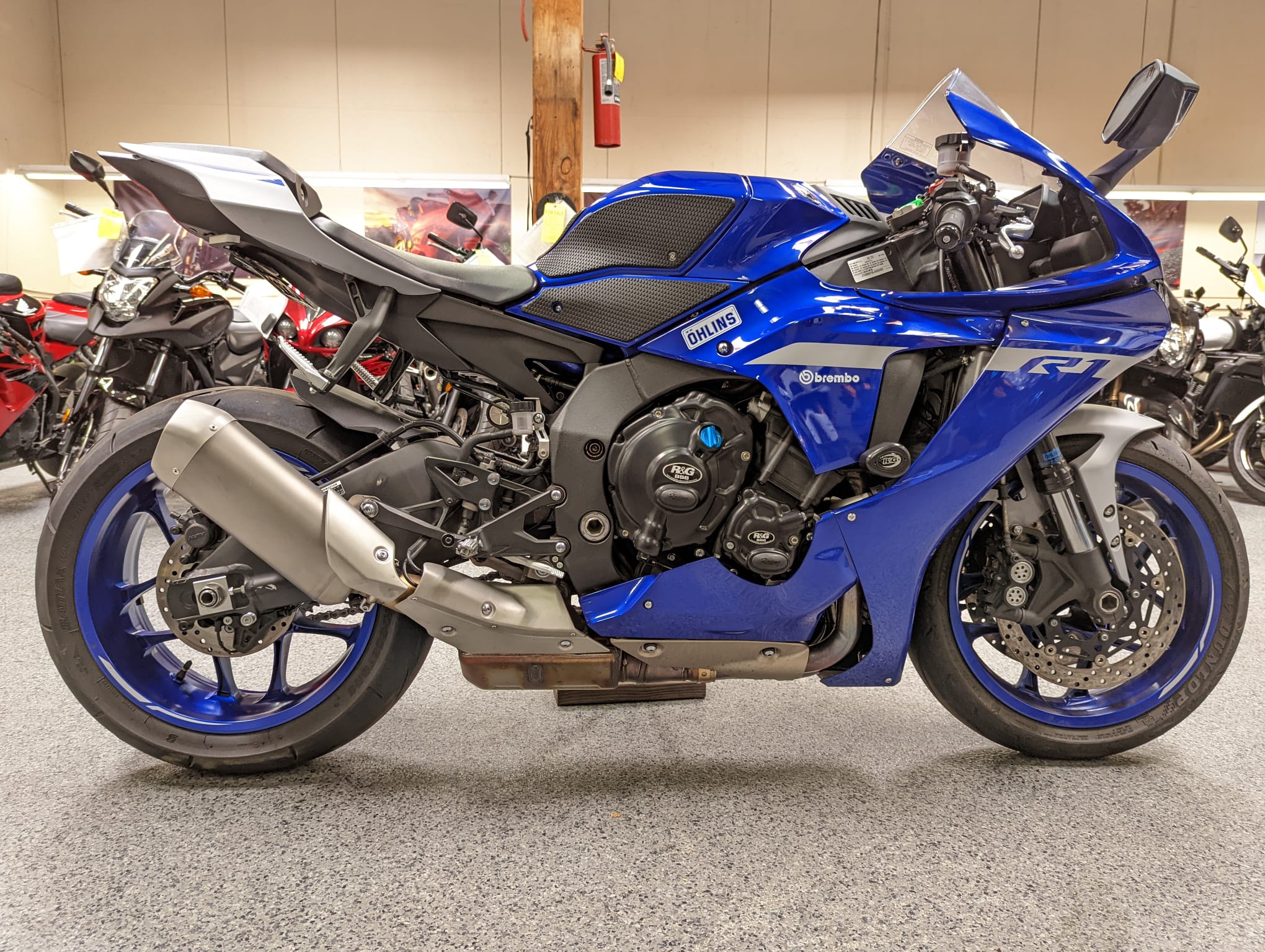 2020 Yamaha R1 - 3000 Miles | AK Motors