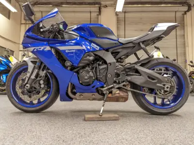 2020 Yamaha R1
