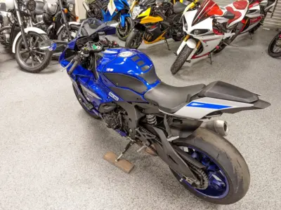 2020 Yamaha R1