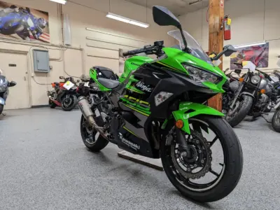 2018 Kawasaki Ninja 400 ABS KRT EDITION