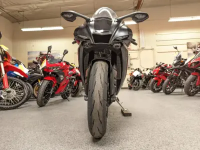 2021 Yamaha R1