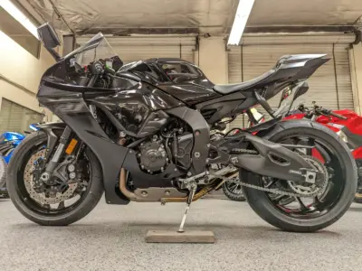 2021 Yamaha R1