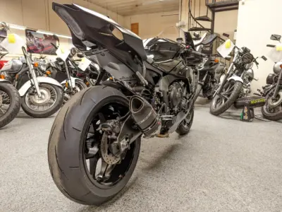 2021 Yamaha R1