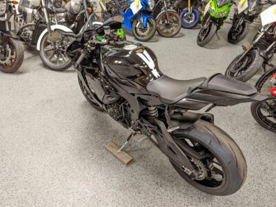 2021 Yamaha R1