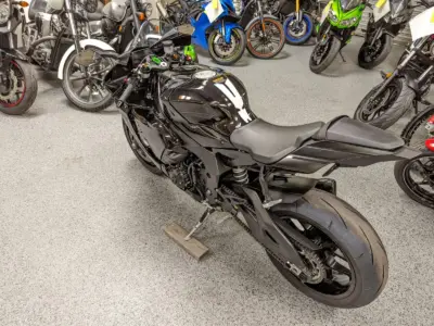 2021 Yamaha R1