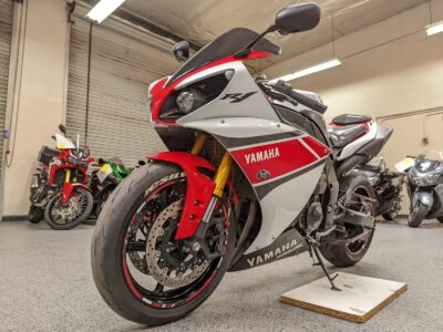 2012 Yamaha R1 Crossplane 50TH ANNIVERSARY