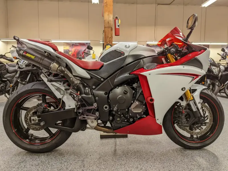 2009 Yamaha R1 Crossplane