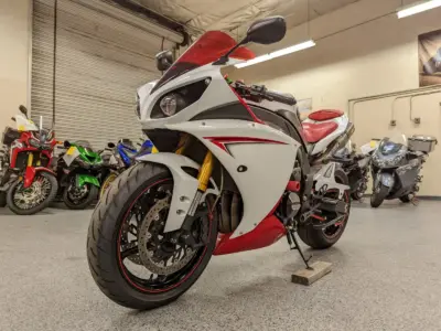 2009 Yamaha R1 Crossplane