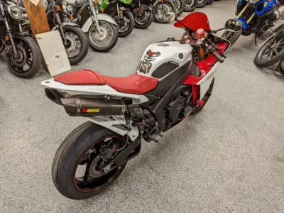 2009 Yamaha R1 Crossplane