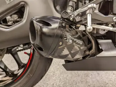 2015 Yamaha R1 RAVEN