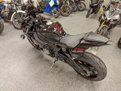 2015 Yamaha R1 RAVEN