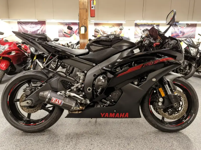 2015 Yamaha R6 RAVEN