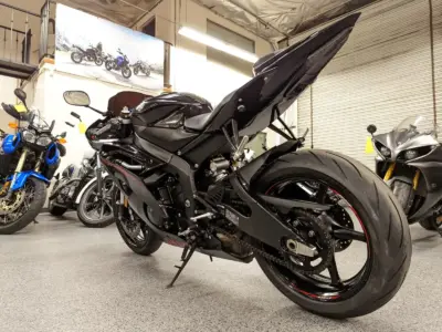 2015 Yamaha R6 RAVEN