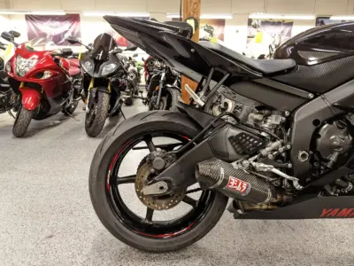 2015 Yamaha R6 RAVEN