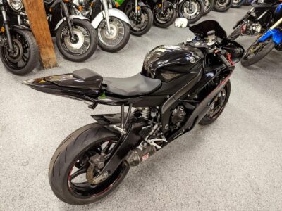 2015 Yamaha R6 RAVEN