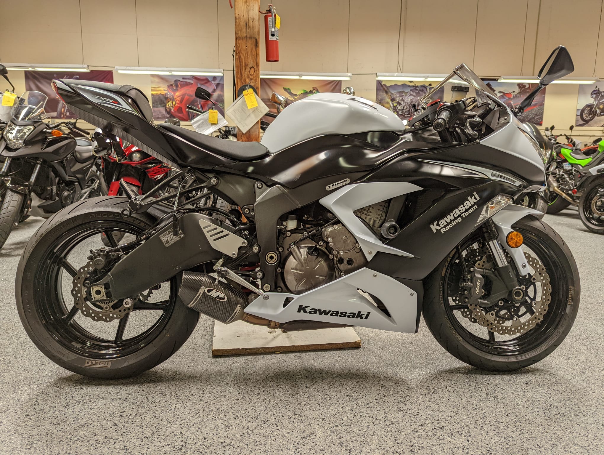 2013 Kawasaki Ninja 636 ZX6R - AK Motors