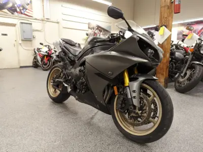 2014 Yamaha R1