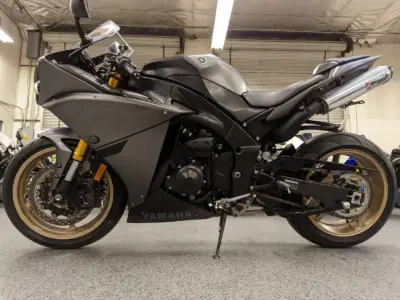 2014 Yamaha R1