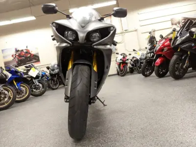 2014 Yamaha R1