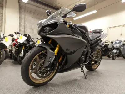 2014 Yamaha R1