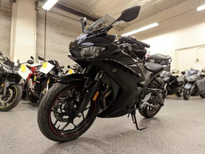 2015 Yamaha R3