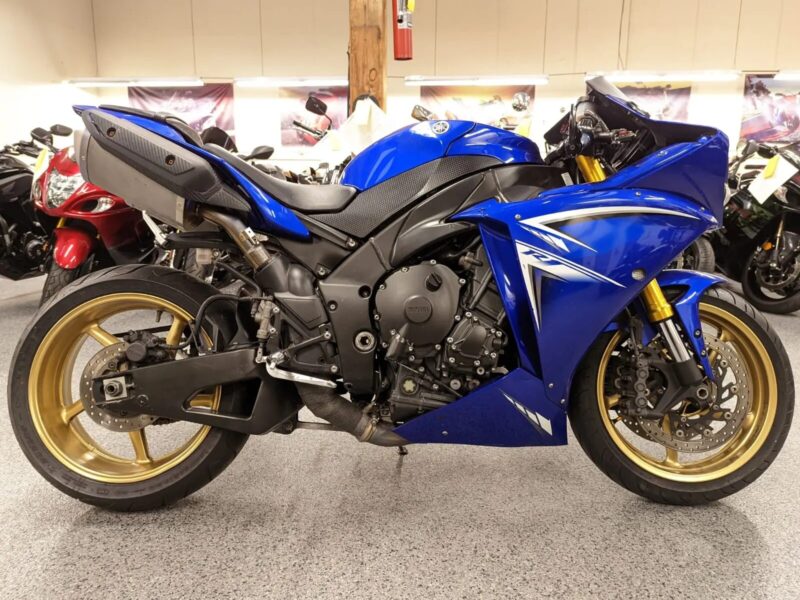 2014 Yamaha R1