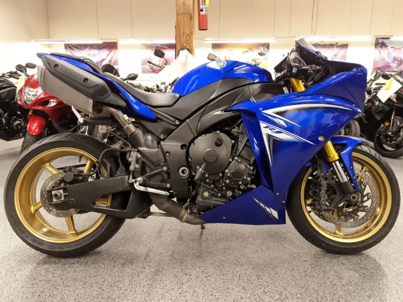 2014 Yamaha R1