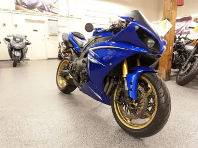 2014 Yamaha R1