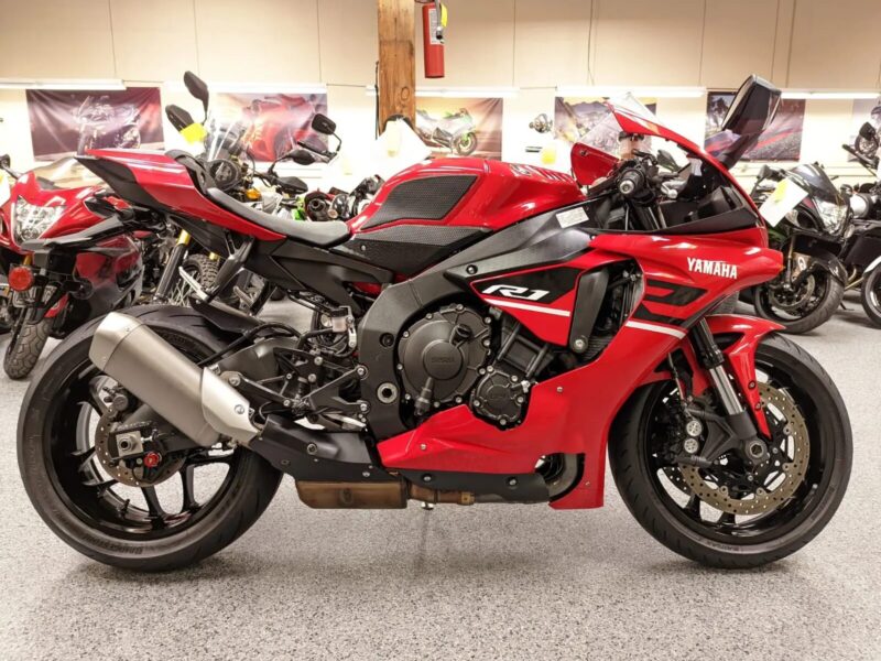 2019 Yamaha R1