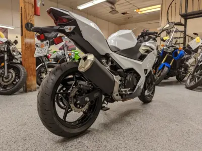 2020 Kawasaki Ninja 400 ABS