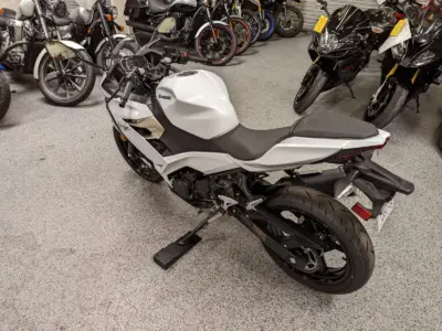 2020 Kawasaki Ninja 400 ABS