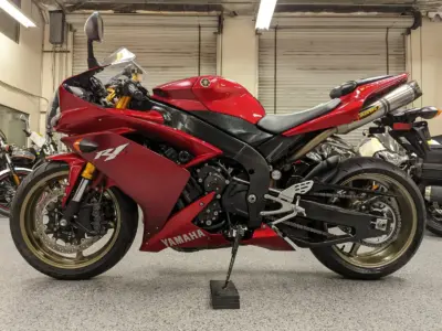 2008 Yamaha R1