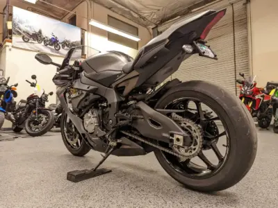 2016 Yamaha R1
