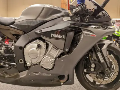 2016 Yamaha R1