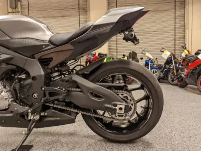 2016 Yamaha R1