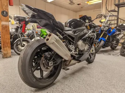 2018 BMW S1000RR Premium Edition + HP4 Forged Wheels