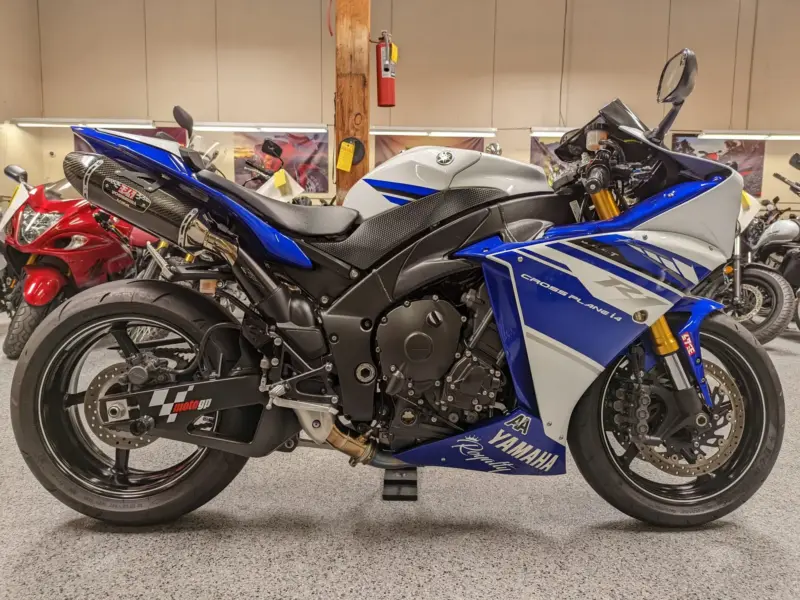 2014 Yamaha R1