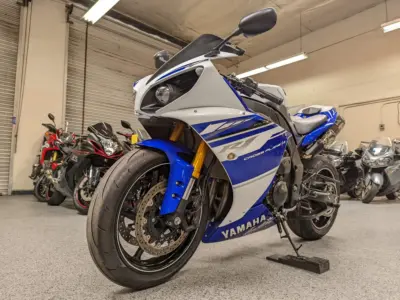 2014 Yamaha R1